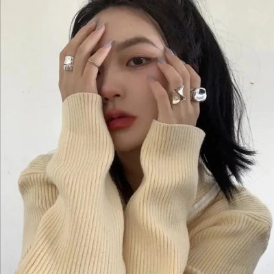 然后我们跳了舞